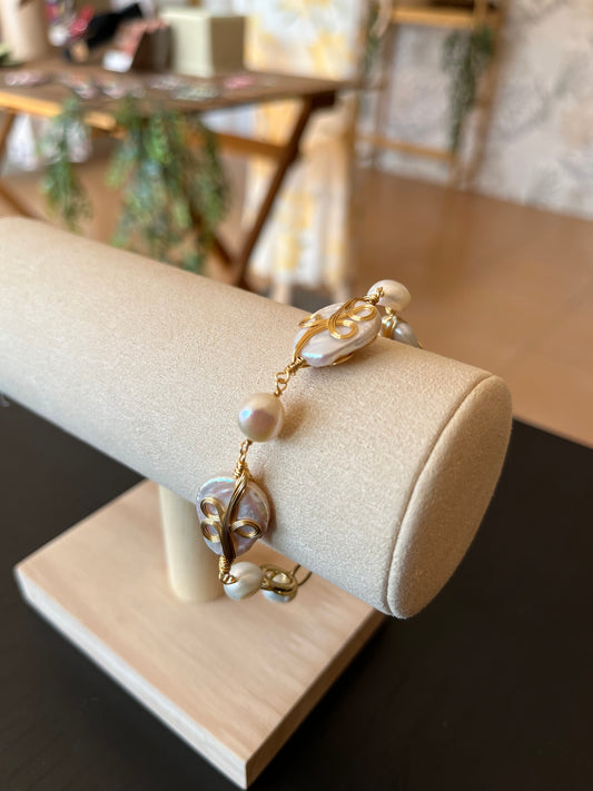 Super Pearls Bracelet